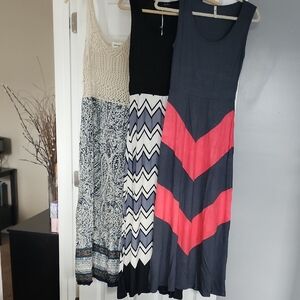 Stylish Women's Chevron Maxi Dress Set Of 3 5th & Love,The Hanger And Style Rack
